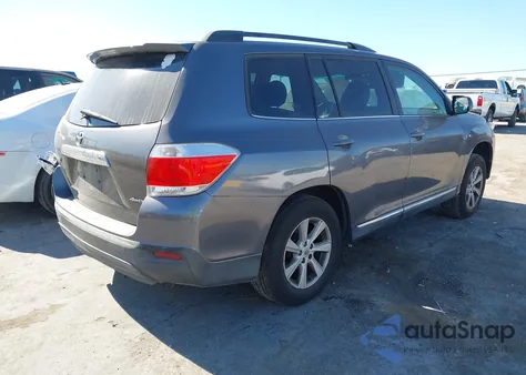 2011 Toyota Highlander Se V6 из США, поврежденный, VIN 5TDBK3EH0BS066826